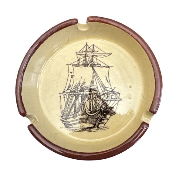 Vintage Mid Century Tan Brigantine Ships Ashtray Set of 2 - Picture 3 of 10